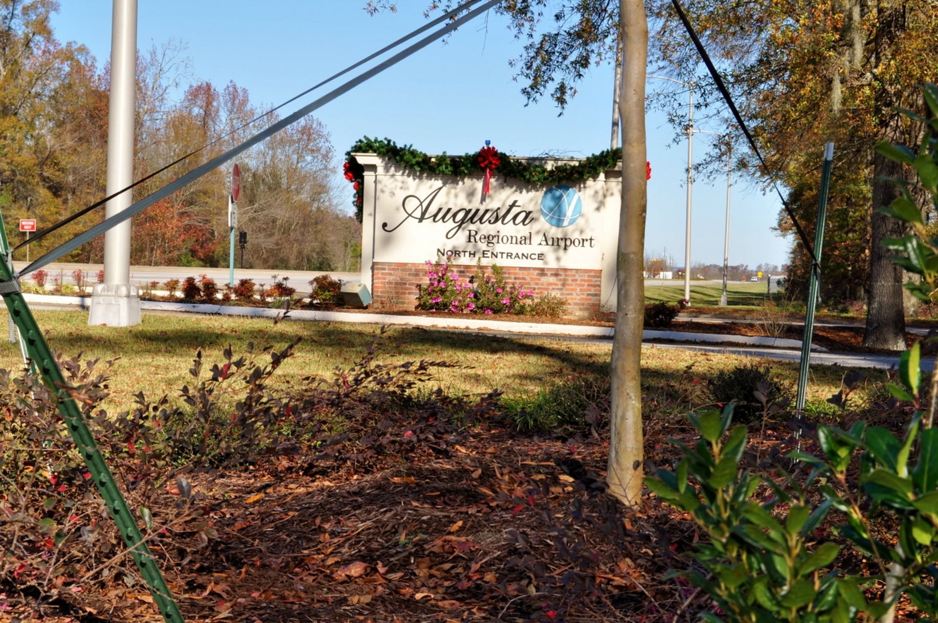 Entry Corridor Landscaping at Augusta Regional Airport Verdant