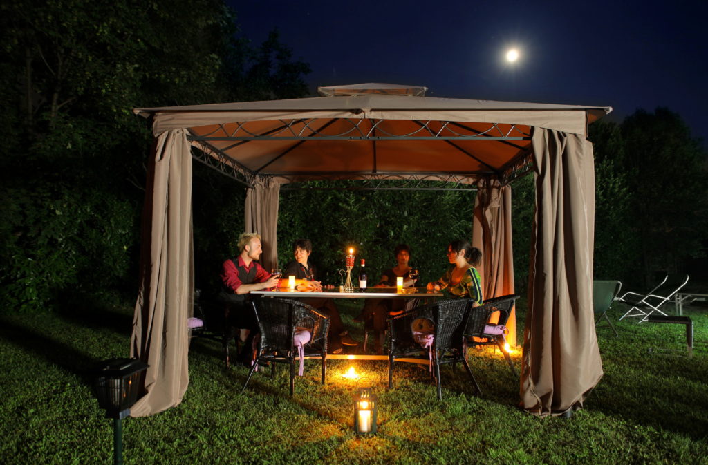 4 Reasons to Install a Gazebo in Your Yard 1